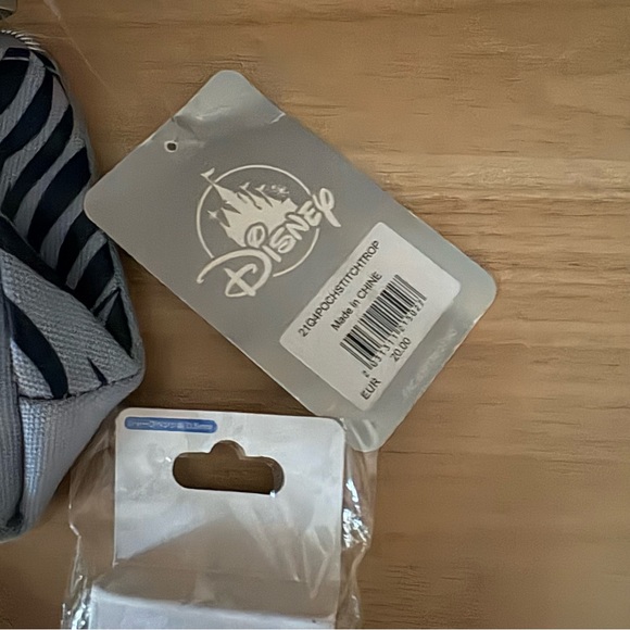 NEW Set of 2 STITCH Zipper Blue Pouch TDR Dr Grip Pen Japan - Picture 5 of 8